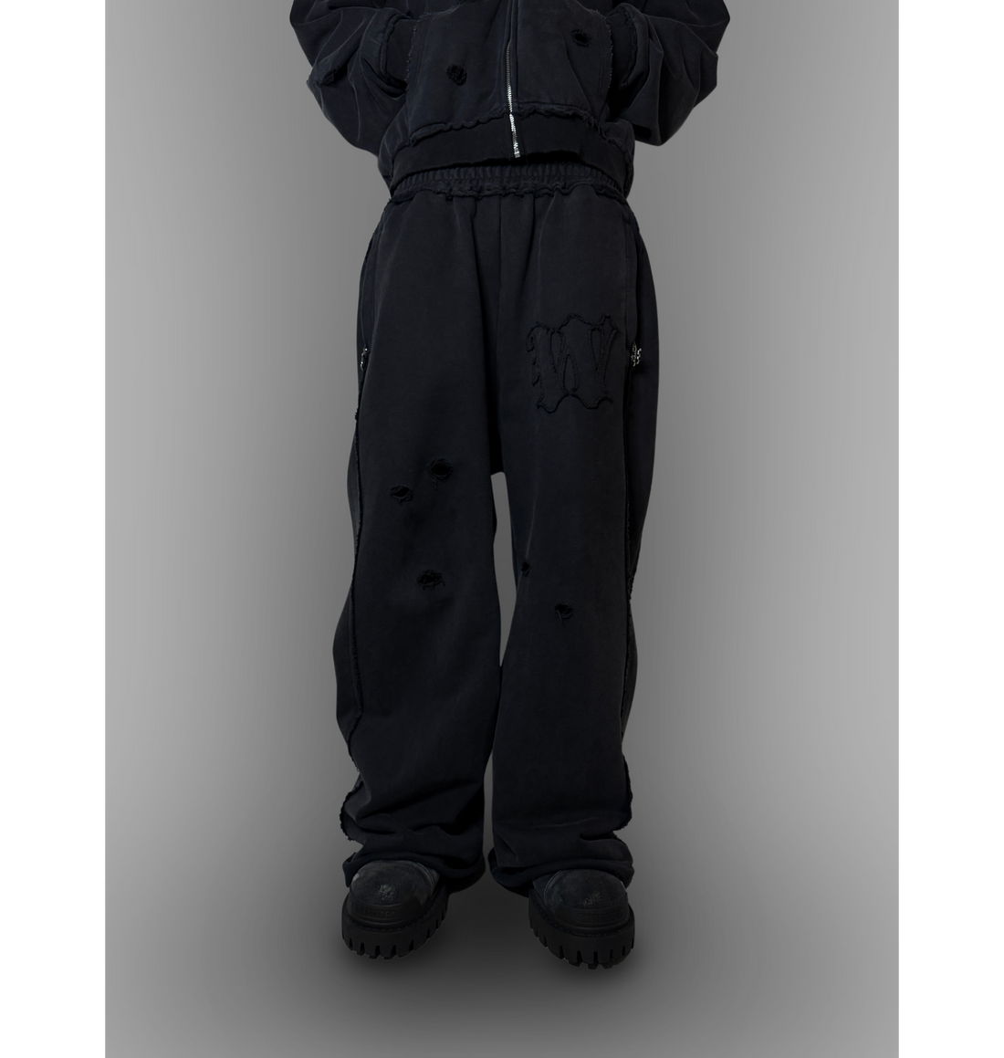 "DISTRAUGHT" SWEATPANTS